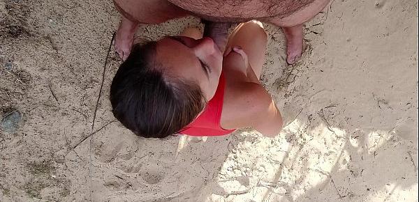  One of the best blowjob and fuck from my life, this girl makes me feel in heaven on this public beach
